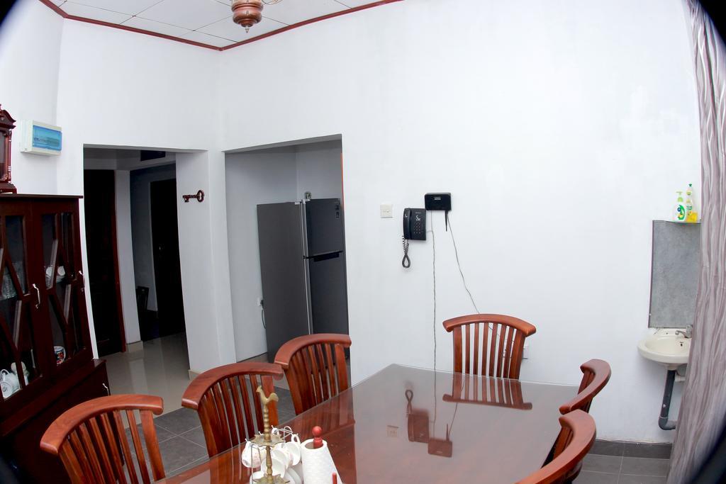 The Hermitage Negombo Kurana Katunayaka Exterior photo